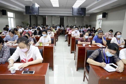 答疑面對(duì)面 服務(wù)心貼心——市人社局送服務(wù)上門，為衛(wèi)生系統(tǒng)職稱業(yè)務(wù)答疑解惑并保障信息系統(tǒng)運(yùn)行維護(hù)服務(wù)